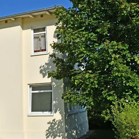 Ferienwohnung Im Ostseebad M *